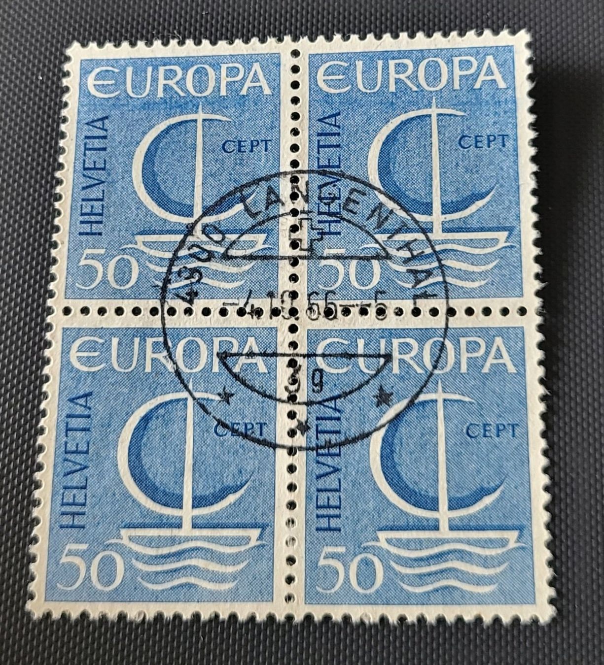 Tutti i francobolli: Viererblock mit Vollstempel Langenthal – Usato da St Gallen venduto da Stampsalshobby