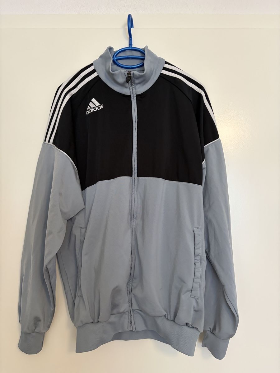 Adidas Giacche: Adidas Trainingsjacke – Usato da Fribourg venduto da ann_f6js
