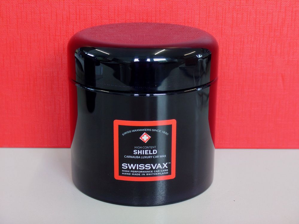 Swissvax Prodotti per la cura: Swissvax "Shield" Luxury Carbauba Wax mit Teflon, 200ml – Nuovo (secondo la descrizione) da Arni AG venduto da Hondaholic