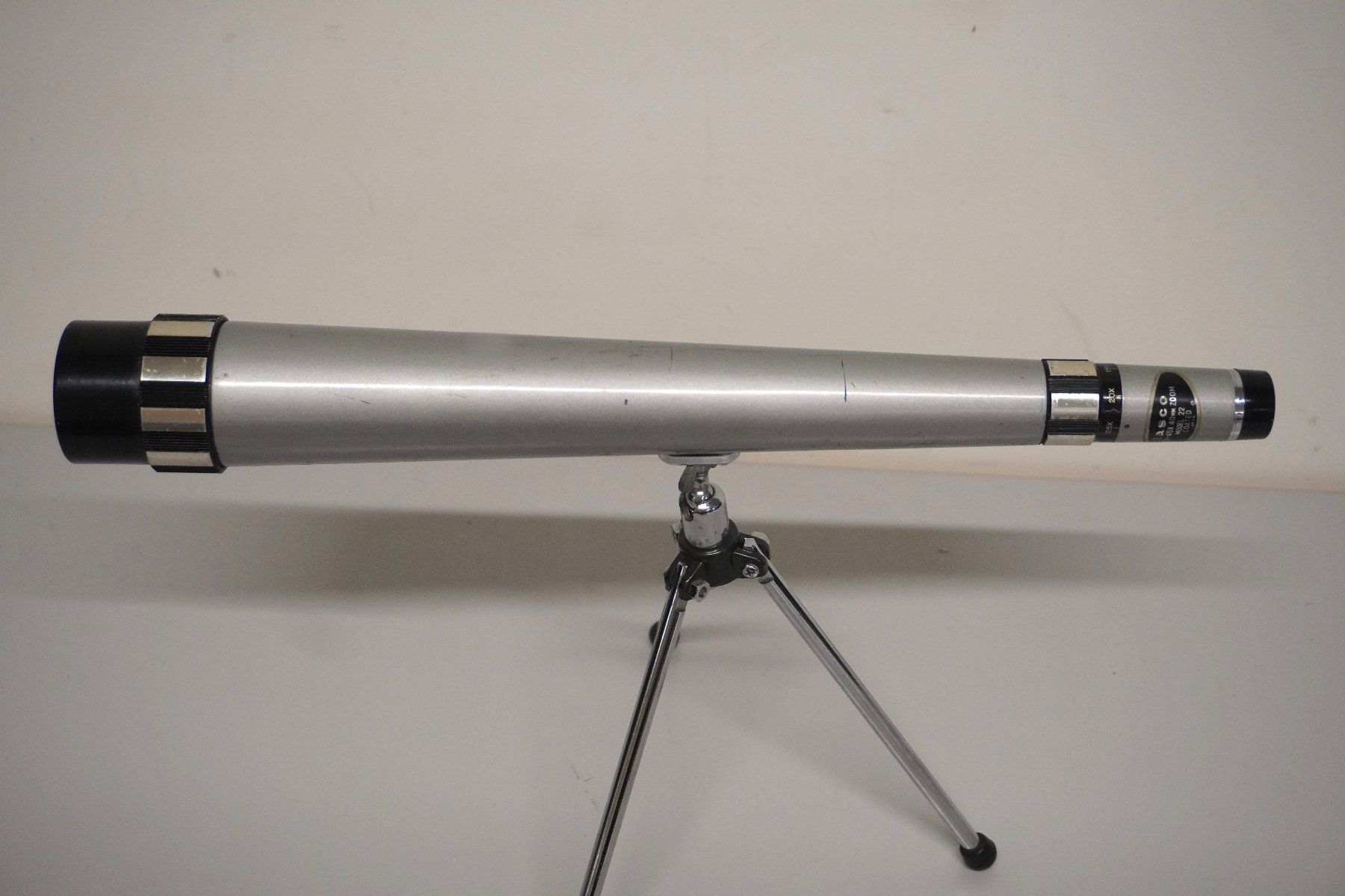 Telescopi: Tasco Teleskop (HE304) – Usato da Basel venduto da B.W.B.