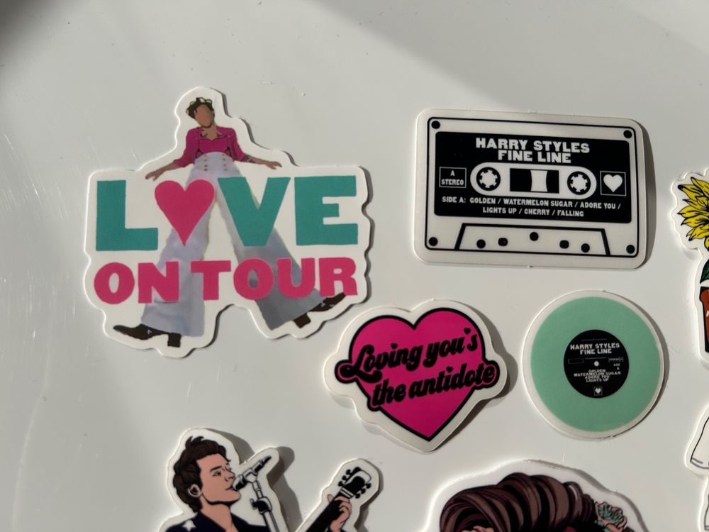 Harry Styles Sticker Pack 8 Sticker | Kaufen auf Ricardo