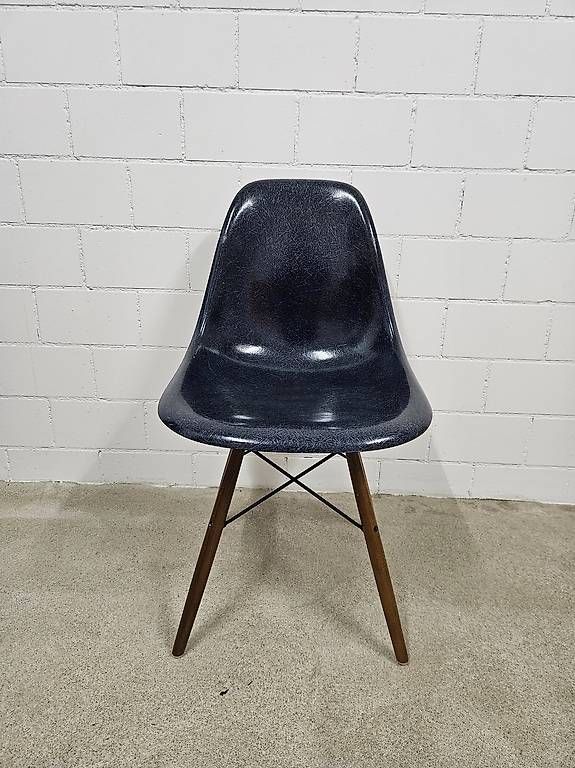 Vitra Sedie: Eames/ vitra / herman Miller – Usato da Zürich venduto da Lukasz