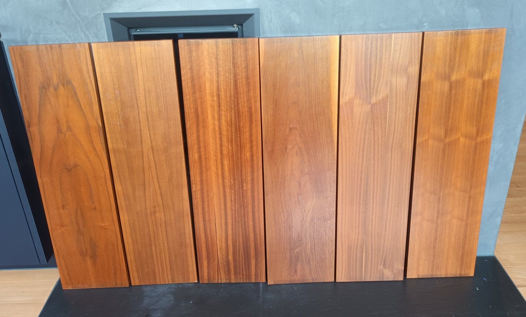 Scaffali: Midcentury Teleskopregal - Vintage – Usato da Wikon venduto da Freu 4