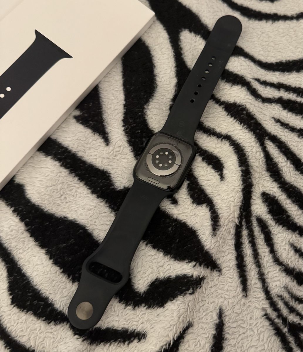 Apple Smartwatch: Apple Watch Series 8 – Nuovo (secondo la descrizione) da Emmenbrücke venduto da sa.ra 2