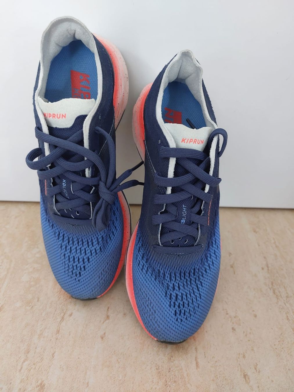 Decathlon Scarpe da donna: Chaussures de course pour femmes, pointure 36 – Usato da Mont-sur-Lausanne venduto da ane_pgq6 4