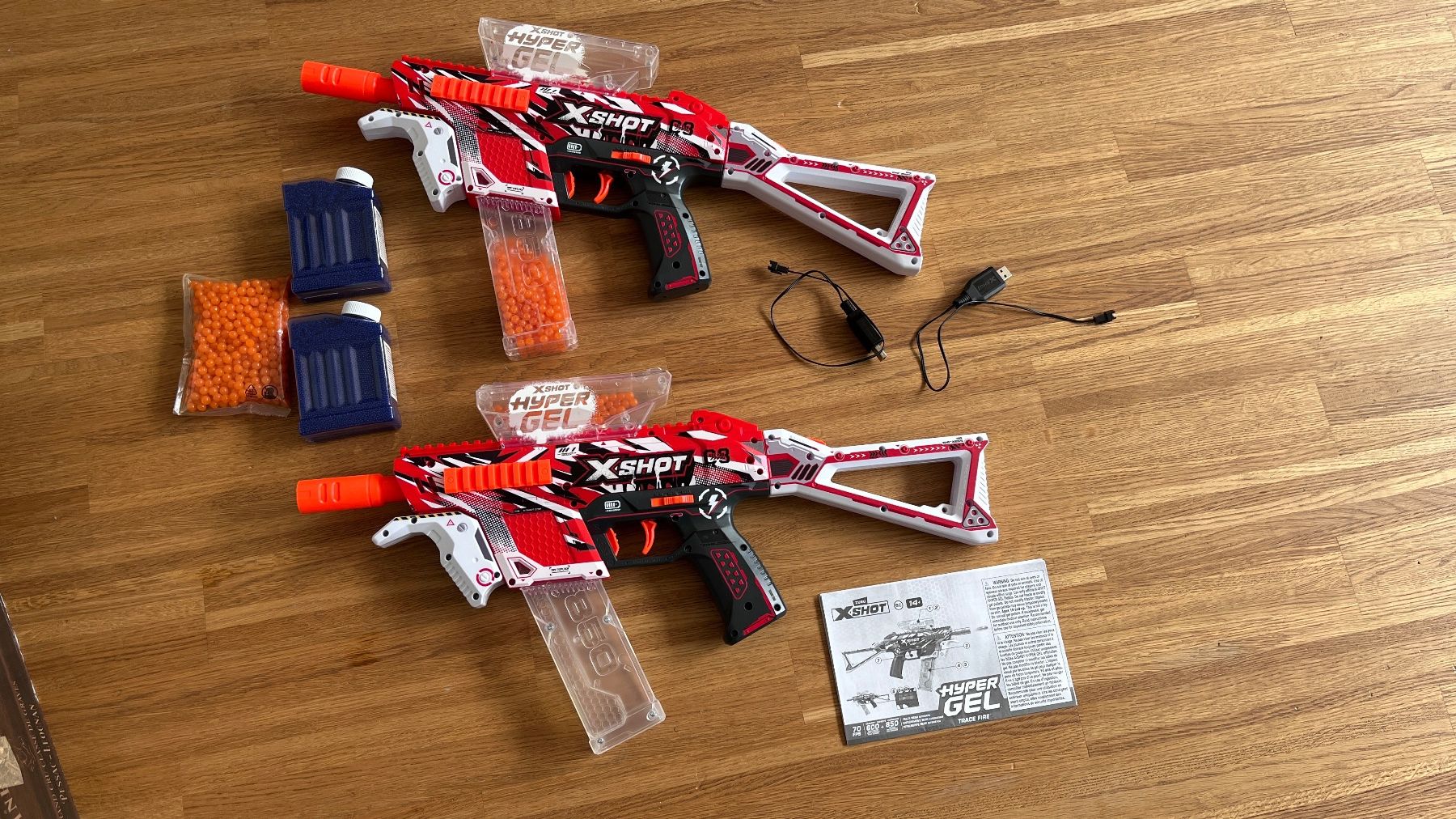 Giocattoli: 2 Gel Blaster mit Gel-Kugeln – Usato da Winterthur venduto da Strubina