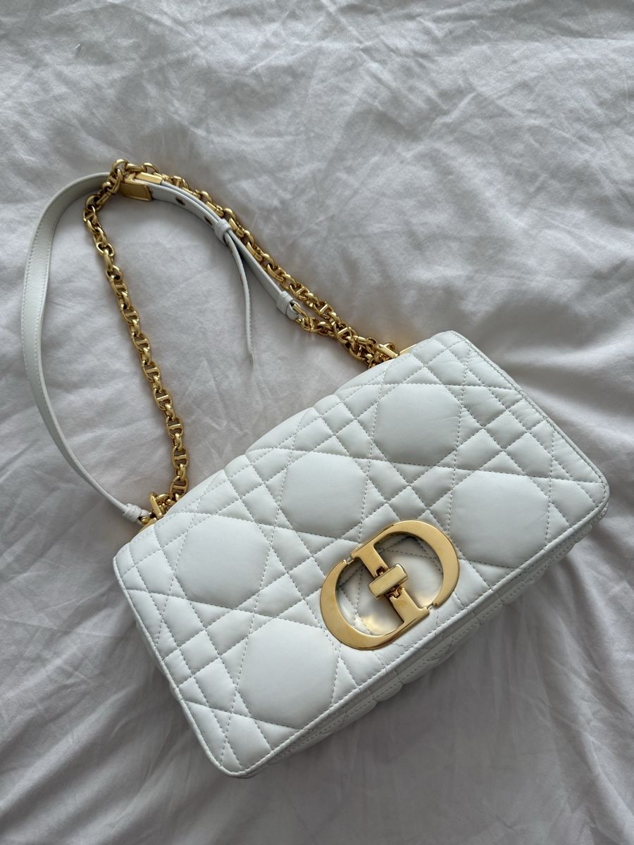 Dior Borse da donna: Dior grosse Caro mit gestepptem Macrocannage Kalbsleder – Nuovo (secondo la descrizione) da Bronschhofen venduto da van_vkq5 1