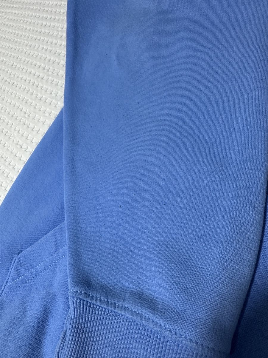 Pulls & Sweat-shirts: Kapuzenpullover FSBN blau Grösse – D'occasion à Oberurnen par nes_8xqt 2