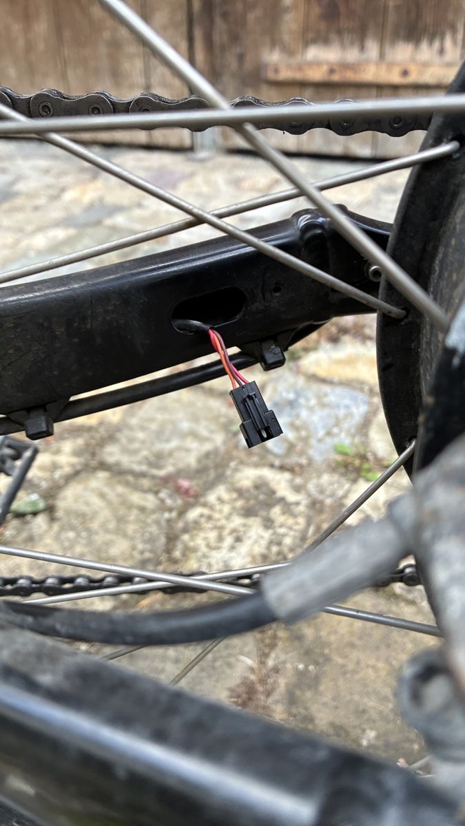Stromer Velos: Stromer ST1 als Ersatzteillager – Defekt aus Gebenstorf von Haifischmade 5