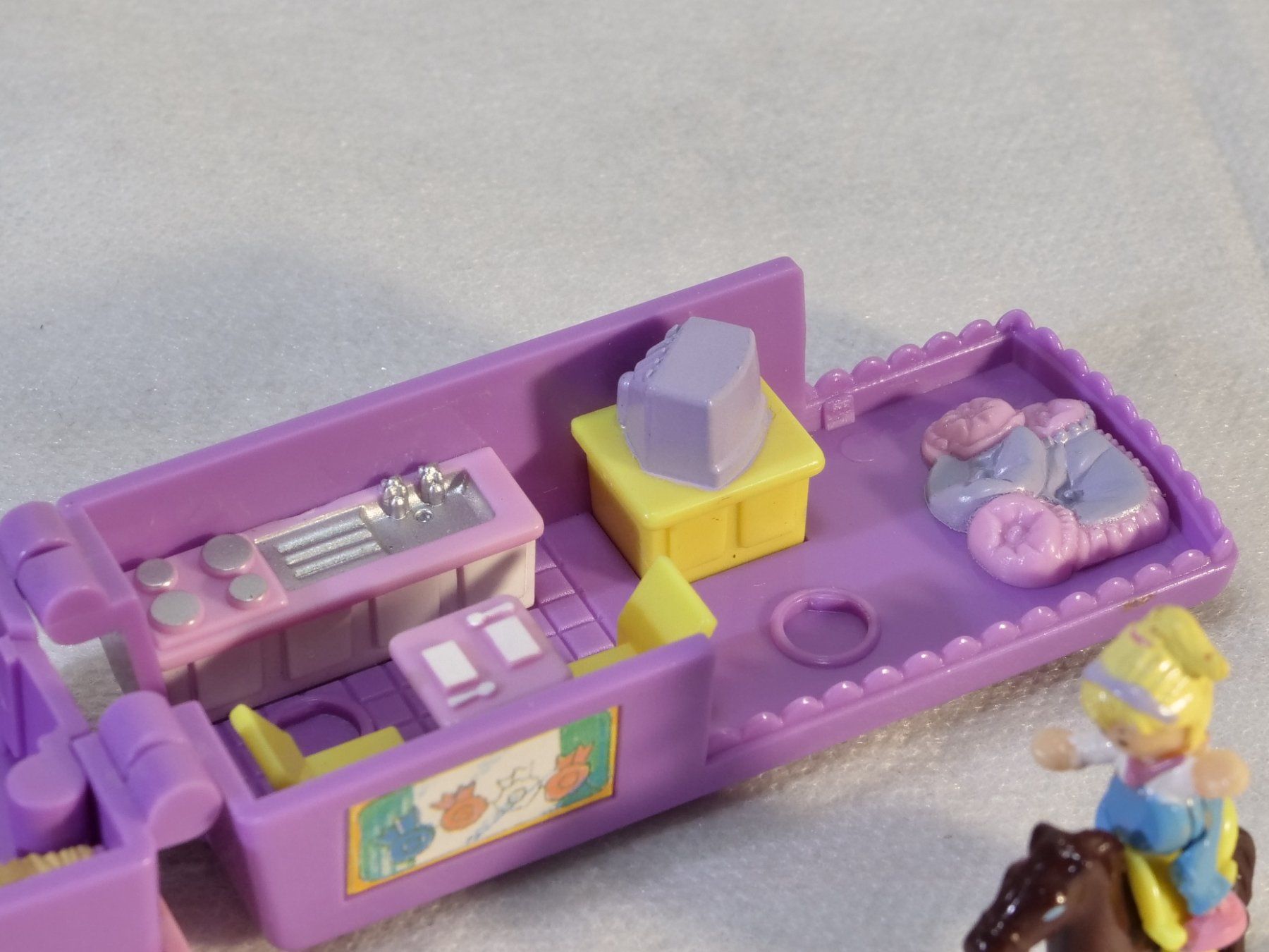 Polly Pocket Giocattoli: Polly Pocket von 1994 Pferde-Transporter – Usato da Lustmühle venduto da Glatisant 3