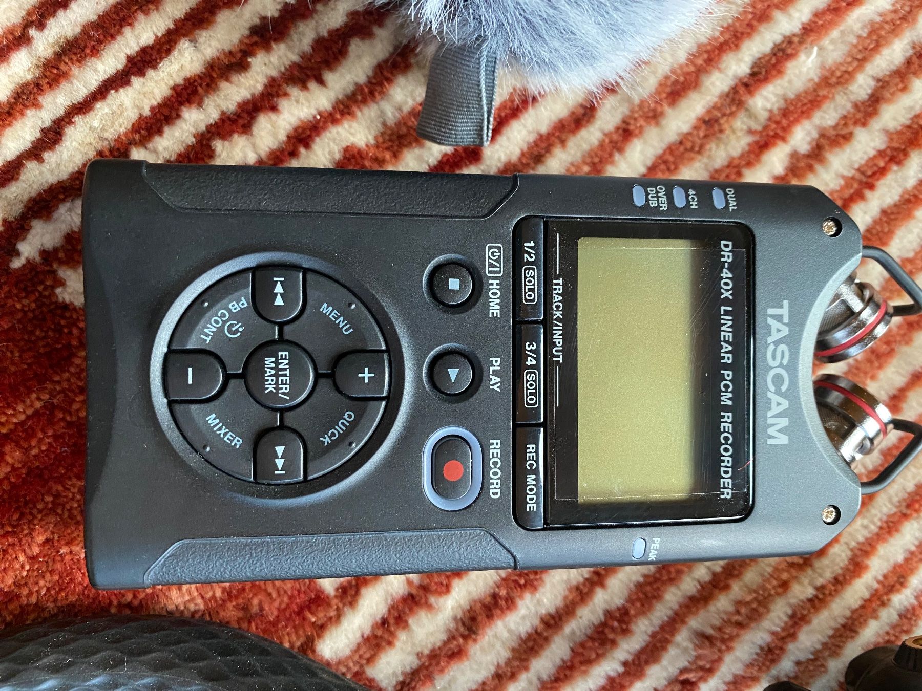 Tascam Registratori: Tascam DR-40X, Windschutz, Stativ, ink. Garantie – Nuovo (secondo la descrizione) da Chur venduto da mau_fz5d 1