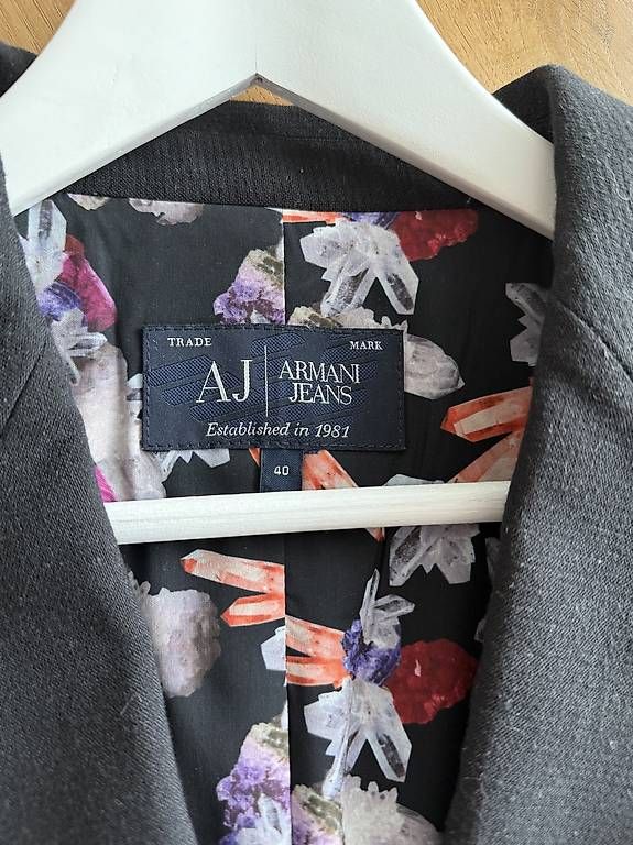 Armani Giacche: Armani Blazer wie neu – Usato da Sargans venduto da jenabek 2