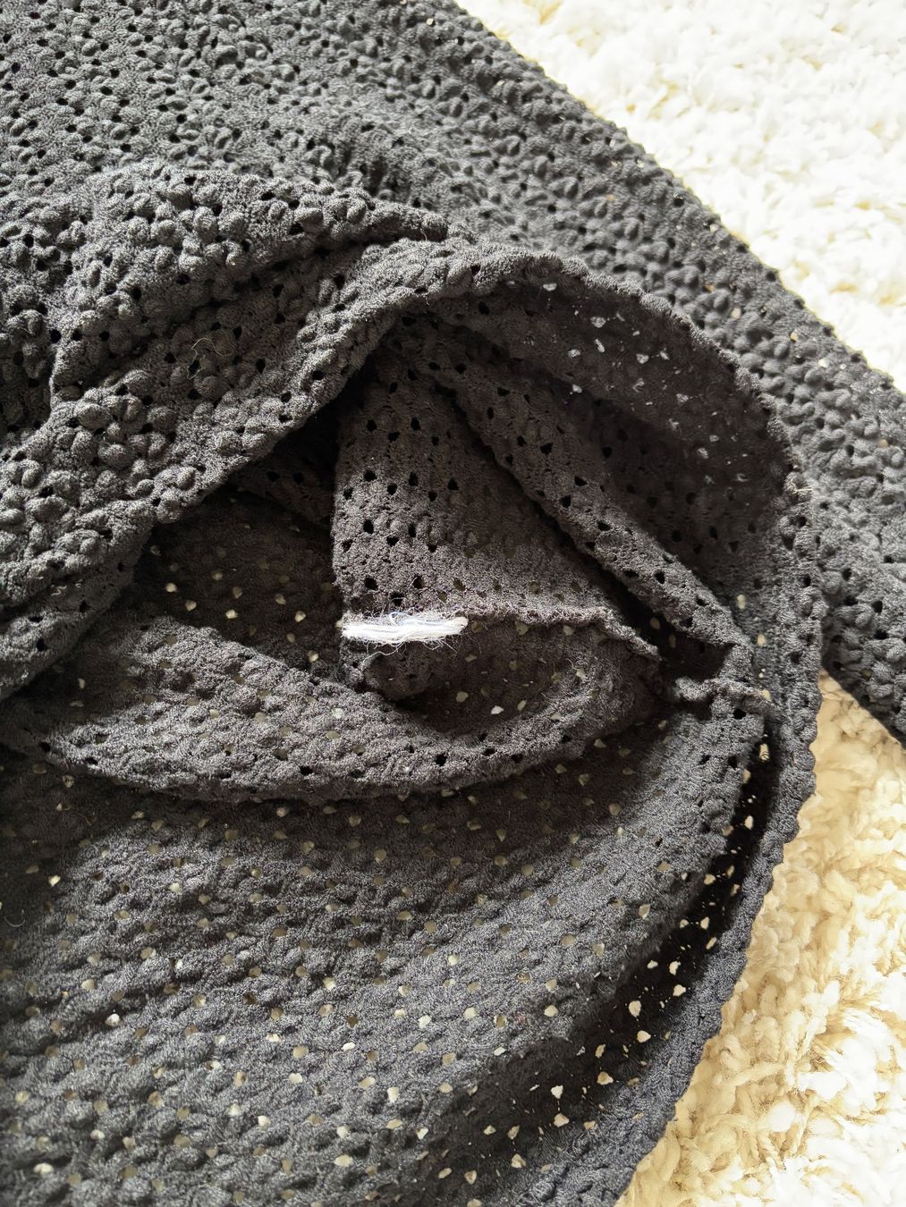 Maje Top: Elastisches Lochmuster Oberteil von Maje Gr 3 (L) – Usato da Laufenburg venduto da VintageMuesli 3