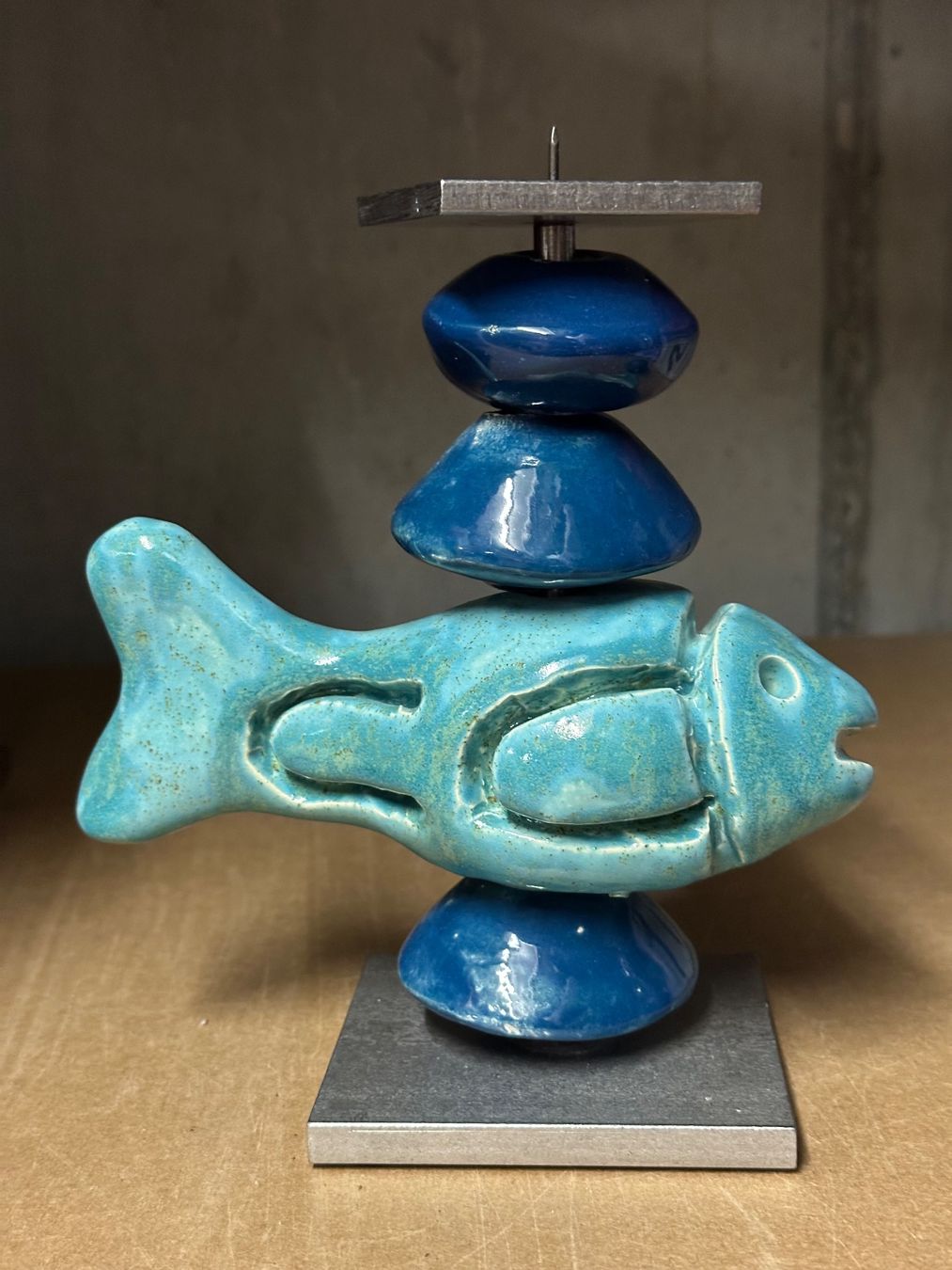 Portacandele: Kerzenständer Fisch mit runder Kerze – Usato da Glattpark(Opfikon) venduto da AydenM 1