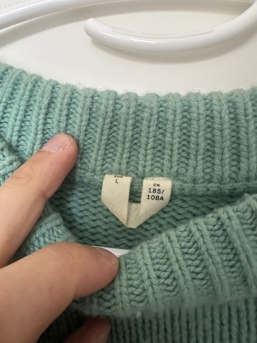 Arket Pullover & Sweatshirts: Arket Sweatshirt Gr. L  – Gebraucht aus Zürich von SunnySeller 2
