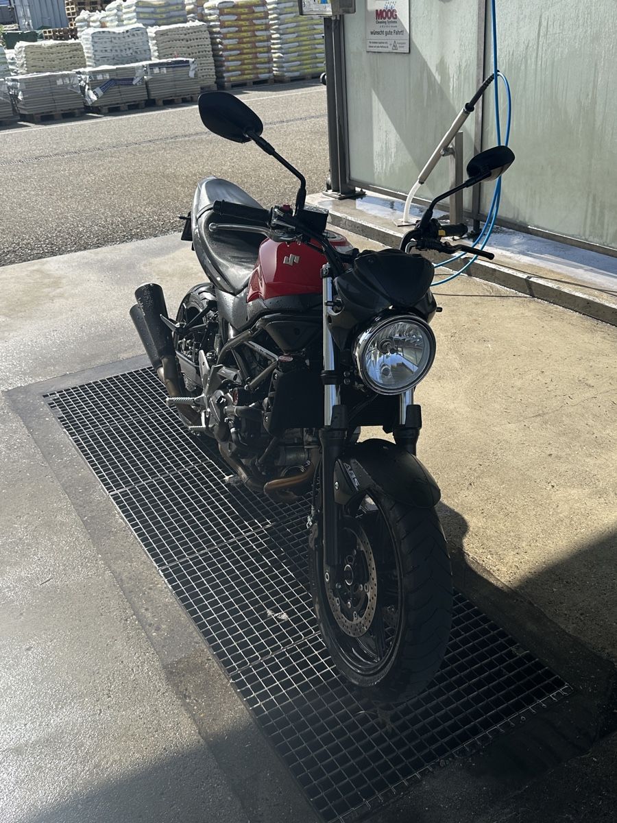 Suzuki Strada: Suzuki SV650U 35kW – Usato da Bleienbach venduto da -Benji- 1