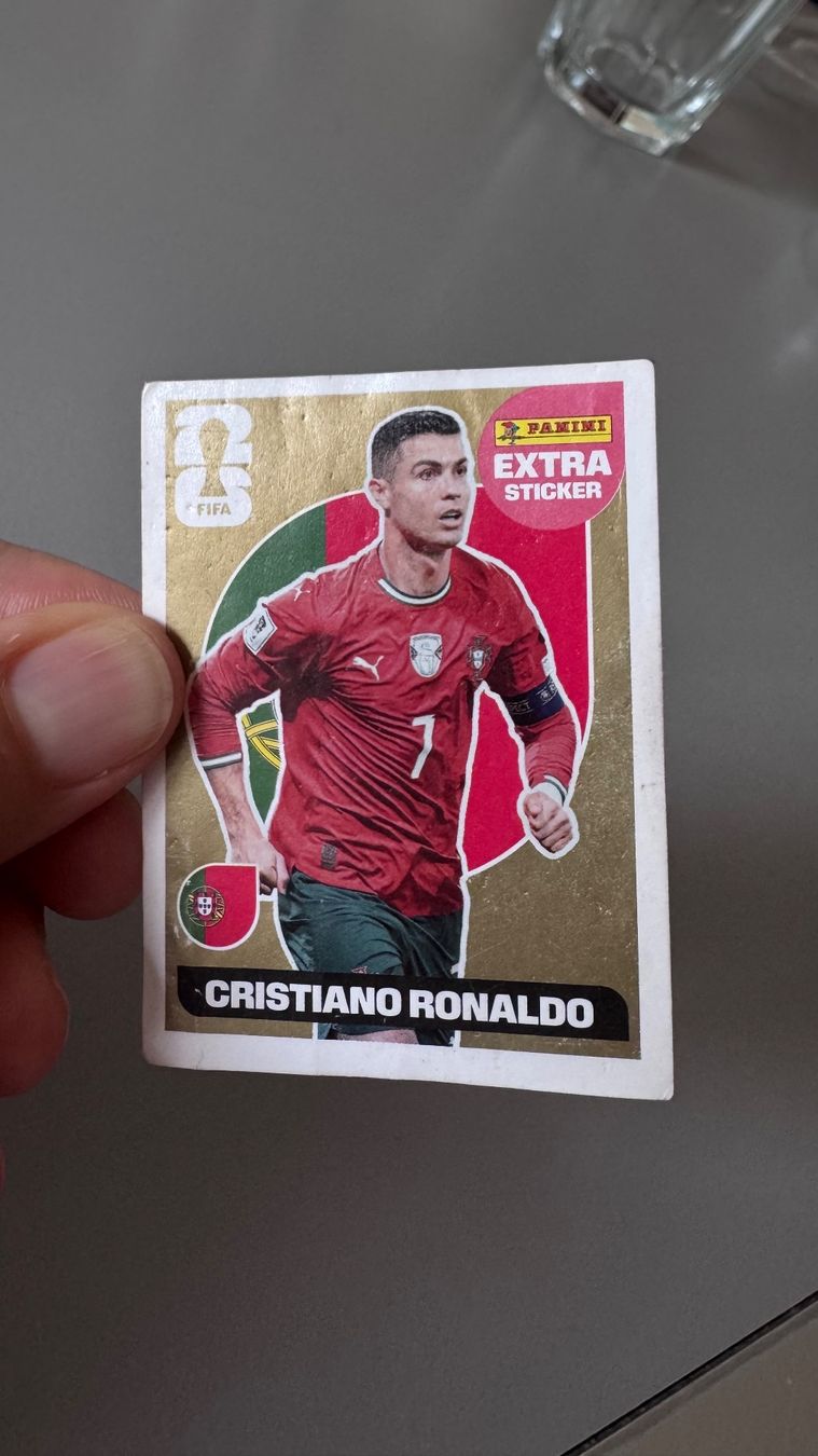 Panini Carte collezionabili: Christiano Ronaldo extra Sticker gold – Usato da Nussbaumen AG venduto da Daniela_82 3