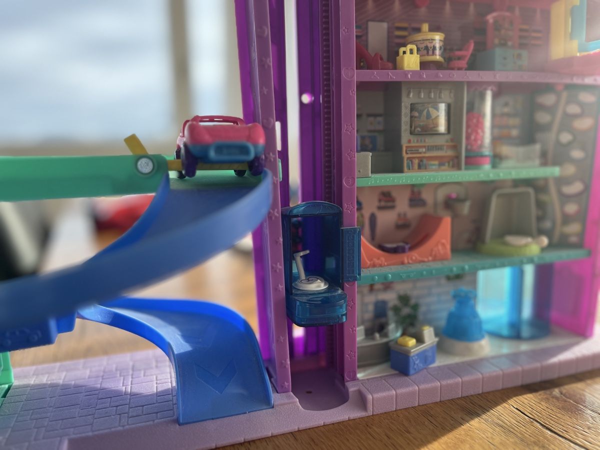 Polly Pocket Spielzeuge: Polly Pocket „Mega Mall“ Einkaufshaus – Gebraucht aus Eschenbach LU von Mupu07 5