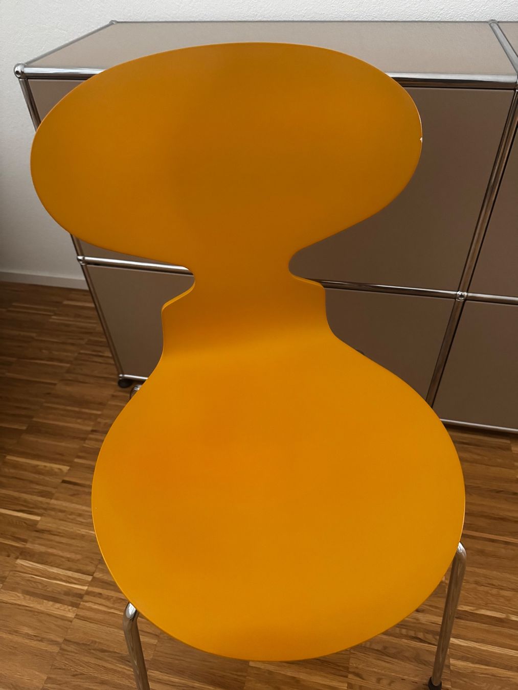 Fritz Hansen Sedie: Fritz Hansen Ant Stuhl Burnt Yellow – Usato da Weisslingen venduto da ase_v8wf 2