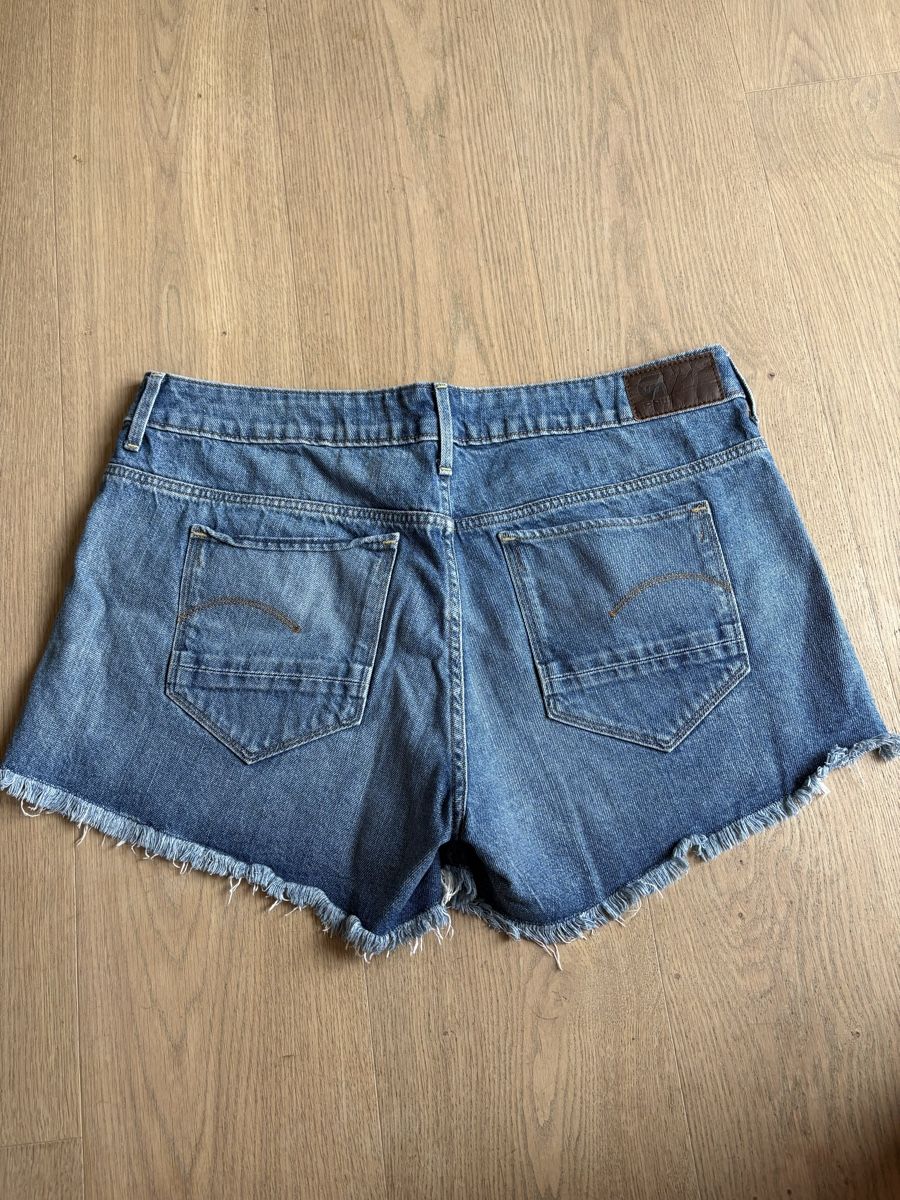 G-Star Jeans: Jeans Short G-Star Raw Gr. 31 – Usato da Zollikon venduto da Tmango 1