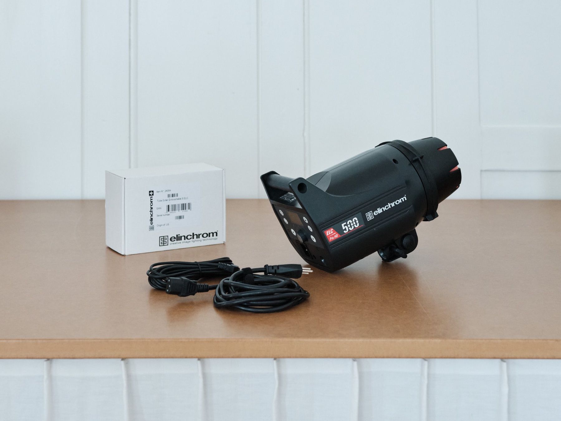 Elinchrom Flashs: Elinchrom ELC Pro HD 500 Studioblitz inkl. Ersatz-Blitzröhe – D'occasion à St.Gallen par _Frida_