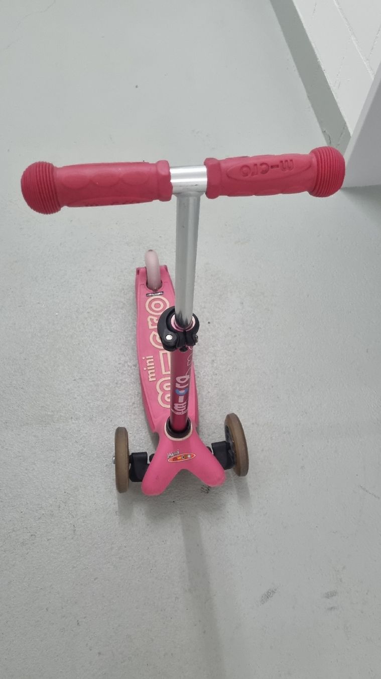 Micro Kickboard: Mini Micro Trottinet / Scooter – Usato da Münchwilen TG venduto da sli_5dvb