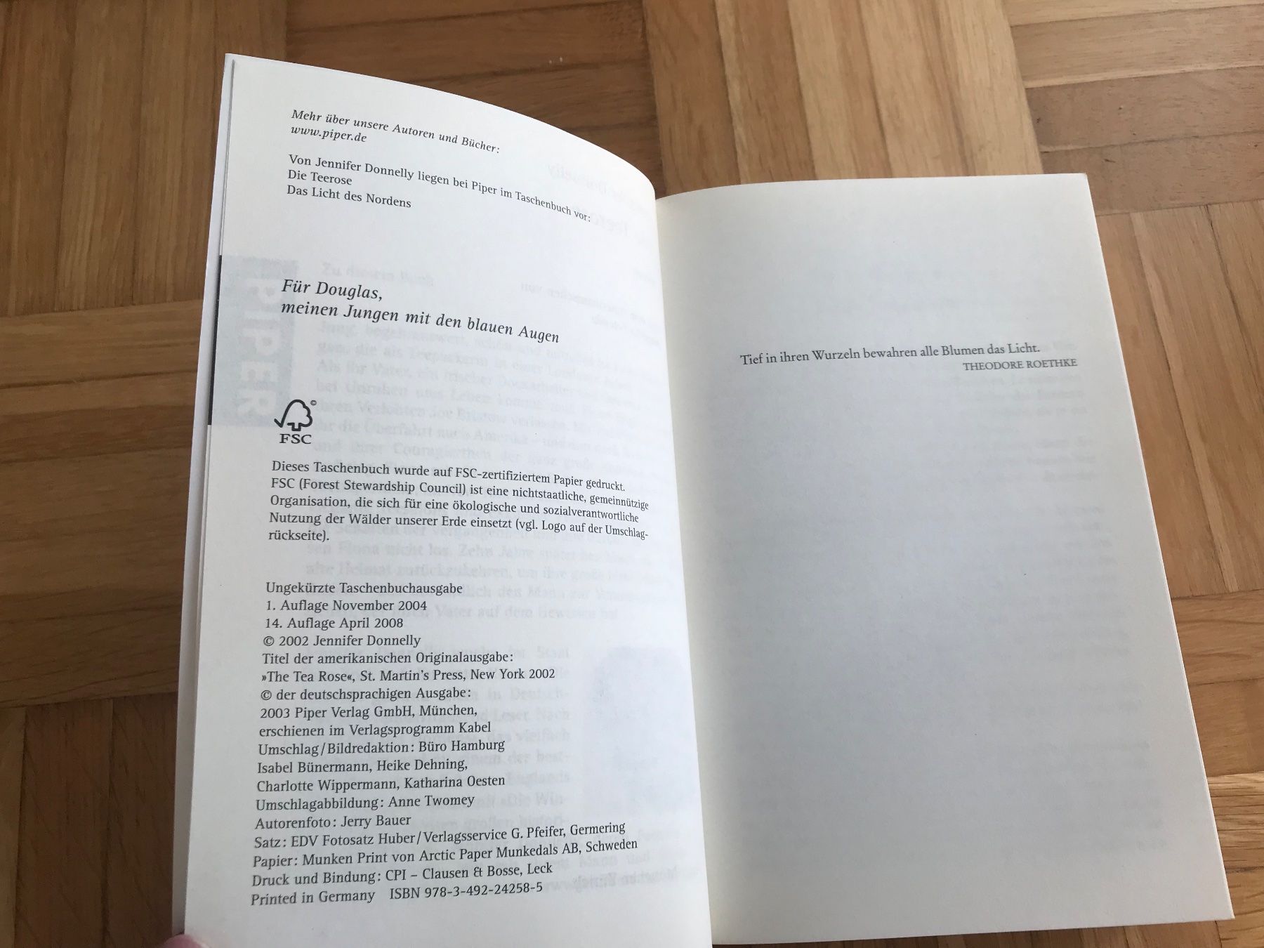 Bücher: Jennifer Donnelly - Die Teerose – Gebraucht aus Emmenbrücke von Hathor123 6