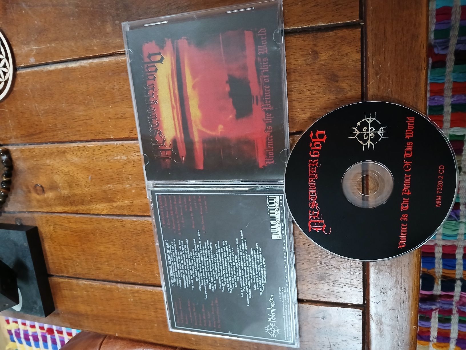 CDs: destroyer 666- violence..  – D'occasion à St-Cergue par VeganWarrior
