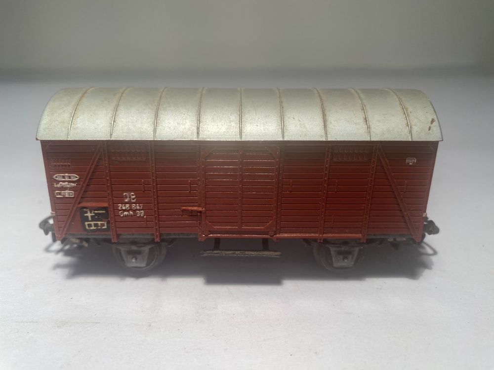 Kleinbahn geschlossener Güterwagen Braun ÖBB, DC Achsen 2