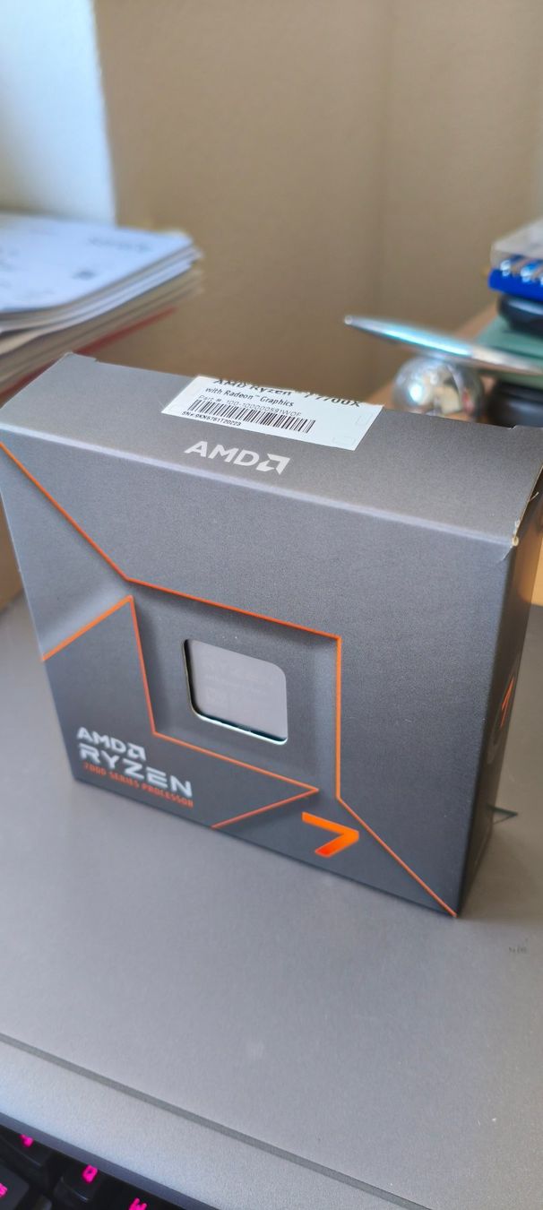 Amd Componenti elettronici: Processeur AMD Ryzen 7 7700X – Usato da Vufflens-Château venduto da eXavier