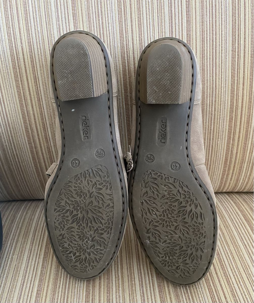 Rieker Damenschuhe: Bequeme Rieker Schuhe, Grösse 40, beige – Gebraucht aus Jona von Flamingoo 3