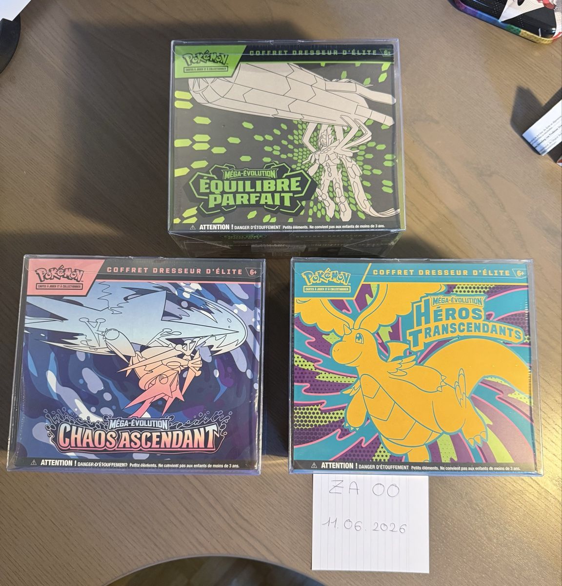 Pokémon Carte collezionabili: Pokemon lot de 3 ETB Elite Trainer Box FR – Nuovo e nell'imballaggio originale da Thônex venduto da retrolovech