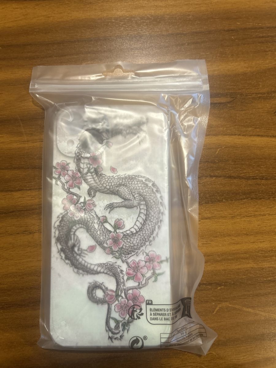 Covers & Schutzfolien: Neu Handyhülle iPhone 14 Plus Drache Kirschblüte – Neu und originalverpackt aus Herisau von Victoria-Classic 2