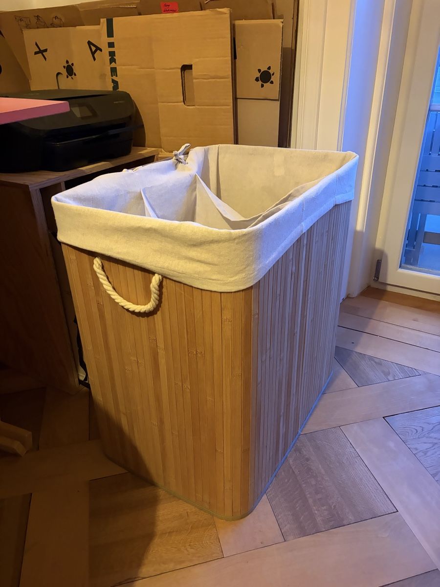 Paniers à linge: Wäschekorb aus Bambus mit 3 Fächern – D'occasion à Bern par zita.s 2