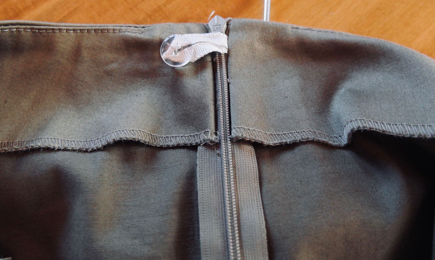 Peter Hahn Jeans: Neuf : pantalon dame coton 97% ! – Nuovo (secondo la descrizione) da Yverdon-les-Bains venduto da PeneloPe021 6