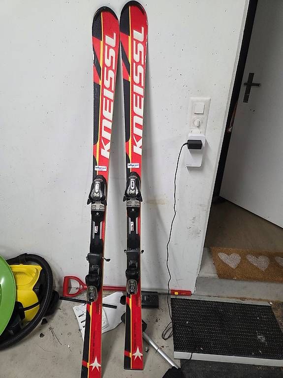 Sci: 2 Paar Ski – Usato da Rieden SG venduto da Yogu