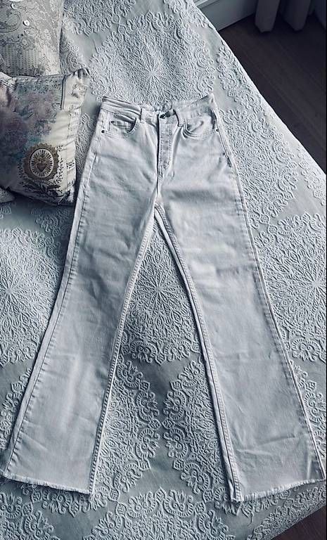 Jeans: Jeans Bootcut, Flared – Gebraucht aus Hünenberg See von Schulers