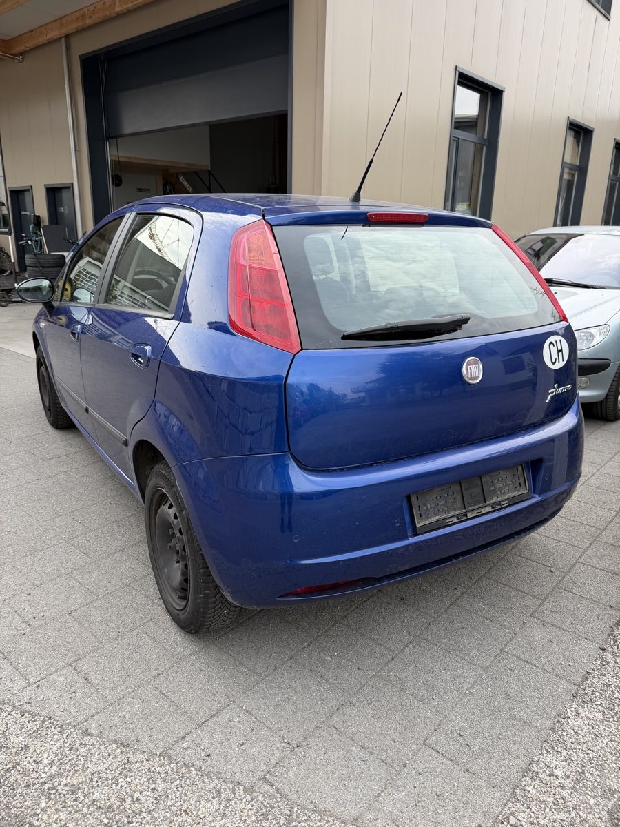 Fiat Automobili: Fiat Punto 1.4  Automat  – Difettoso da Buttisholz venduto da NG4S 4