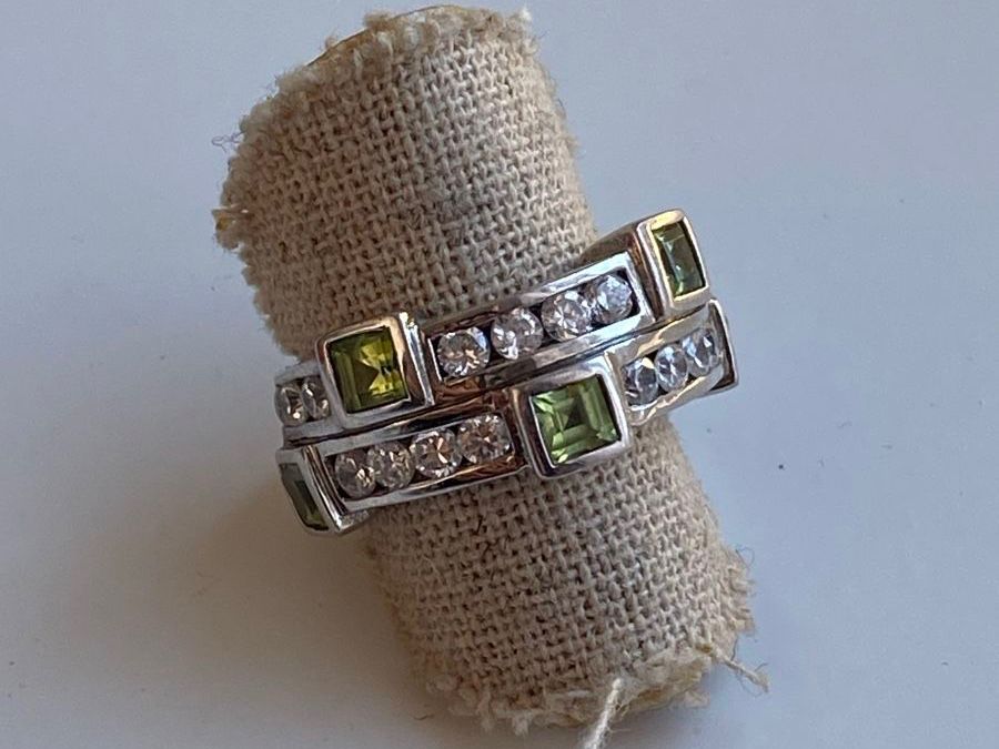 Anelli: Silber 925 Massiv Ring mit Peridot Steinen – Usato da Givisiez venduto da sgu_k58r 1