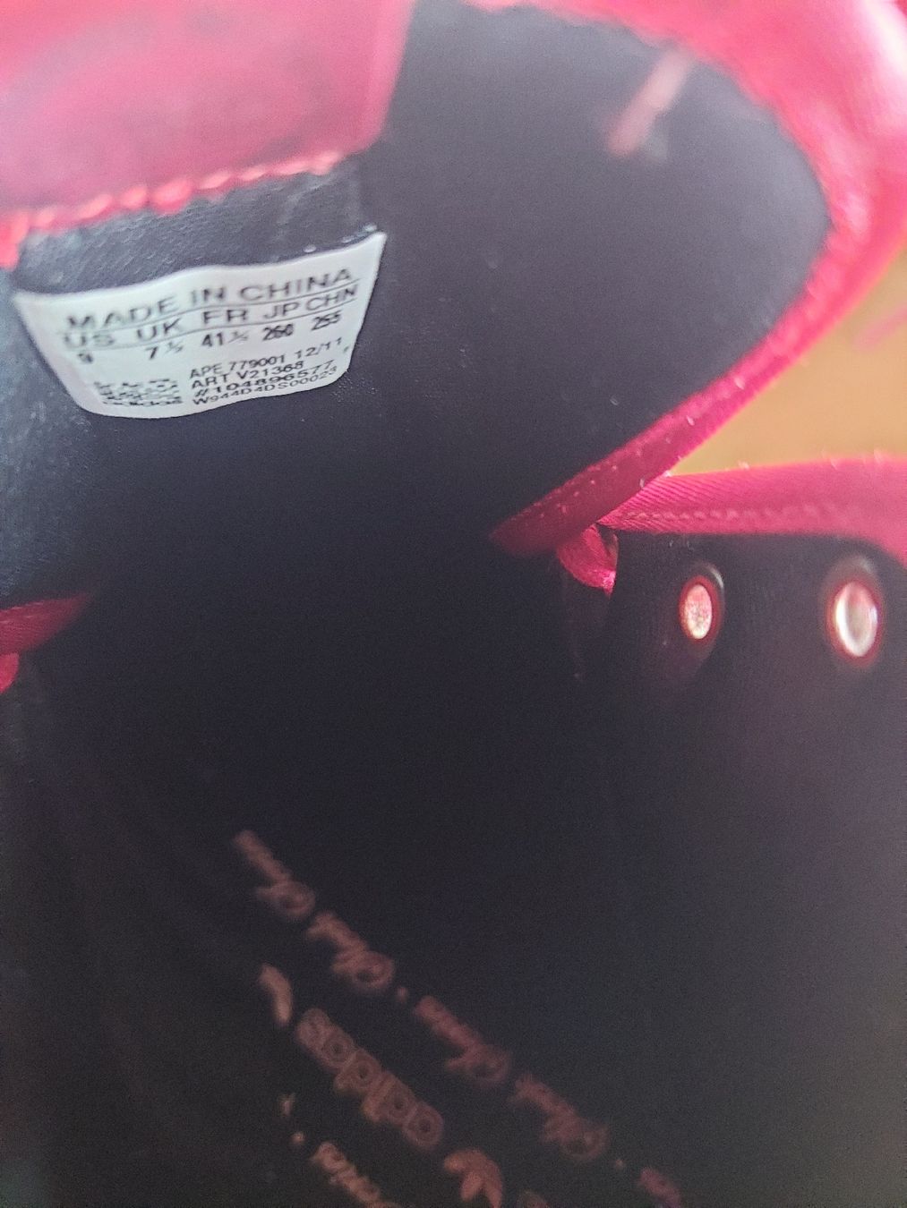 Adidas Scarpe da donna: adidas.. sport chic..satin – Nuovo (secondo la descrizione) da Veyras venduto da yonel78 3