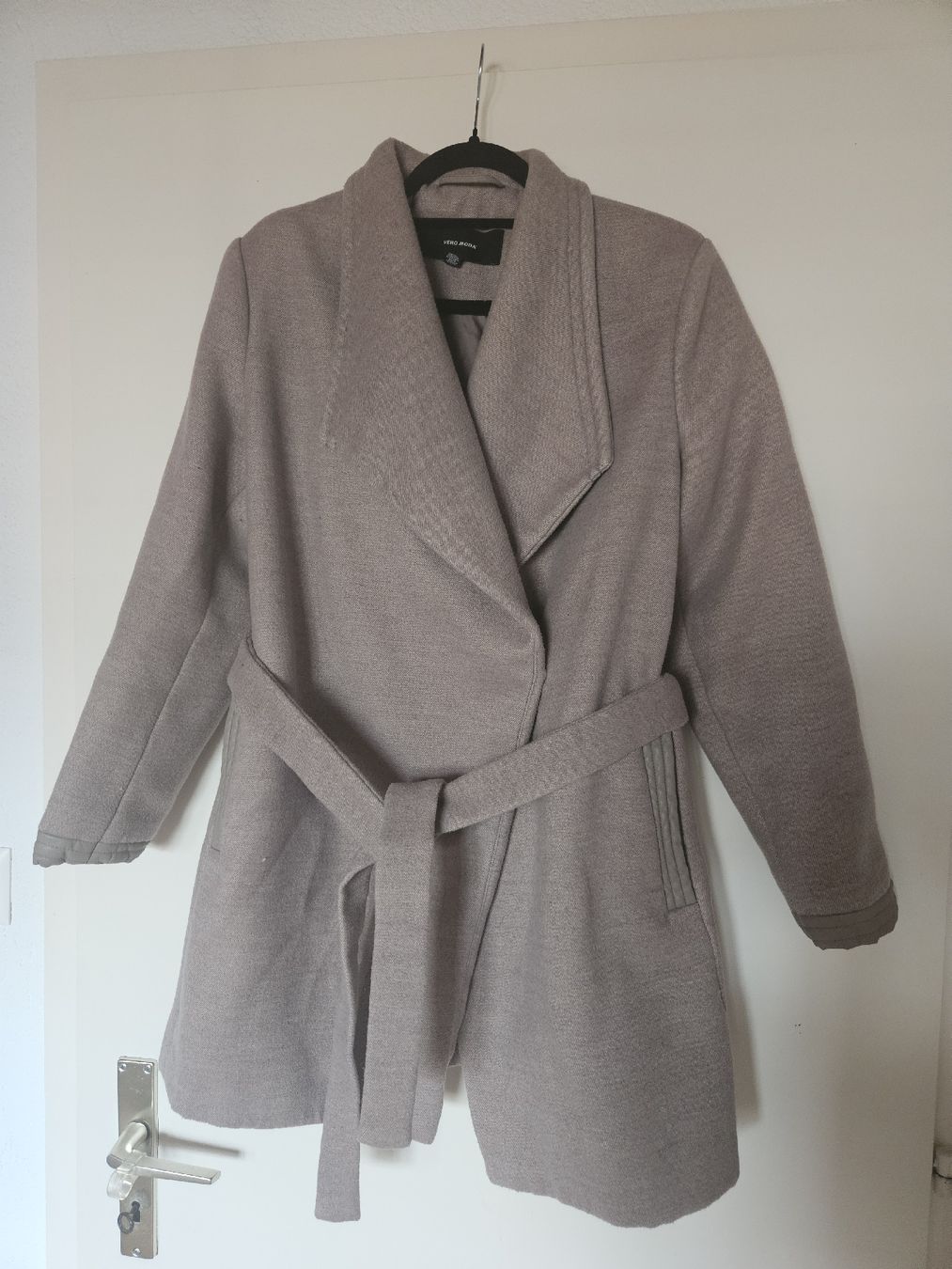 Vero Moda Cappotti: Manteau – Usato da Fontenais venduto da zizatie