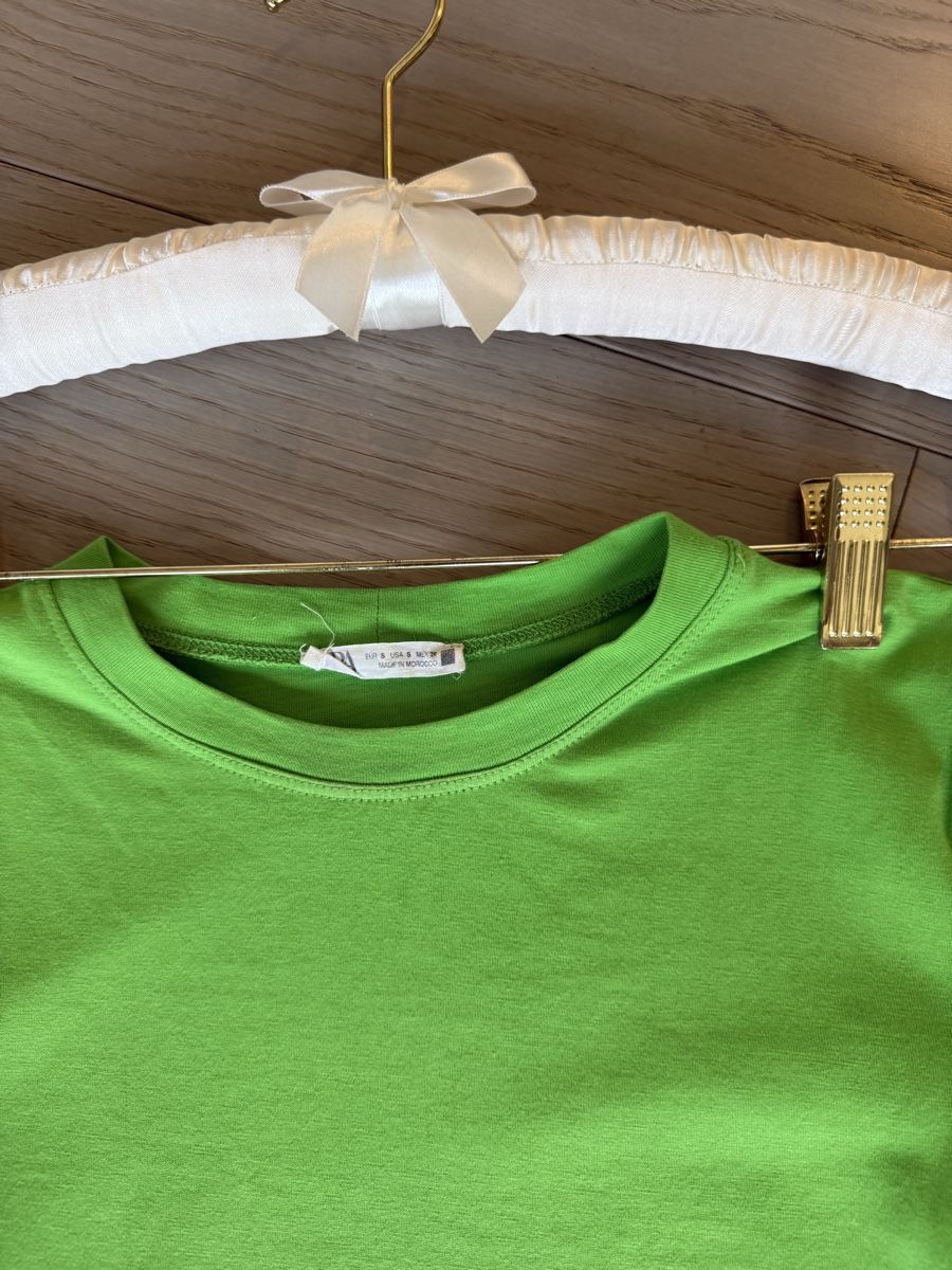 Zara T-Shirts: Zara t-shirt vert taille-S – Neu (gemäss Beschreibung) aus Genève von iry_67wr 2