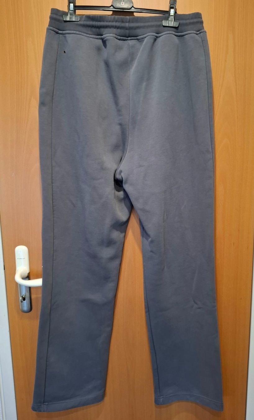 Pantaloni: 6pm jogger – Usato da Balzers venduto da mackfose 3