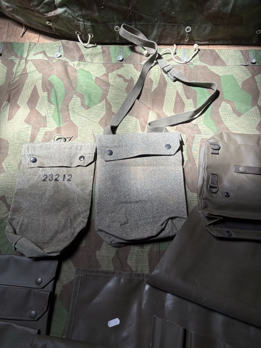 Schweizer Armee Taschen: Schweizer Armee Taschen Set 9 Stk. – Gebraucht aus Wil ZH von El_Bicho 4