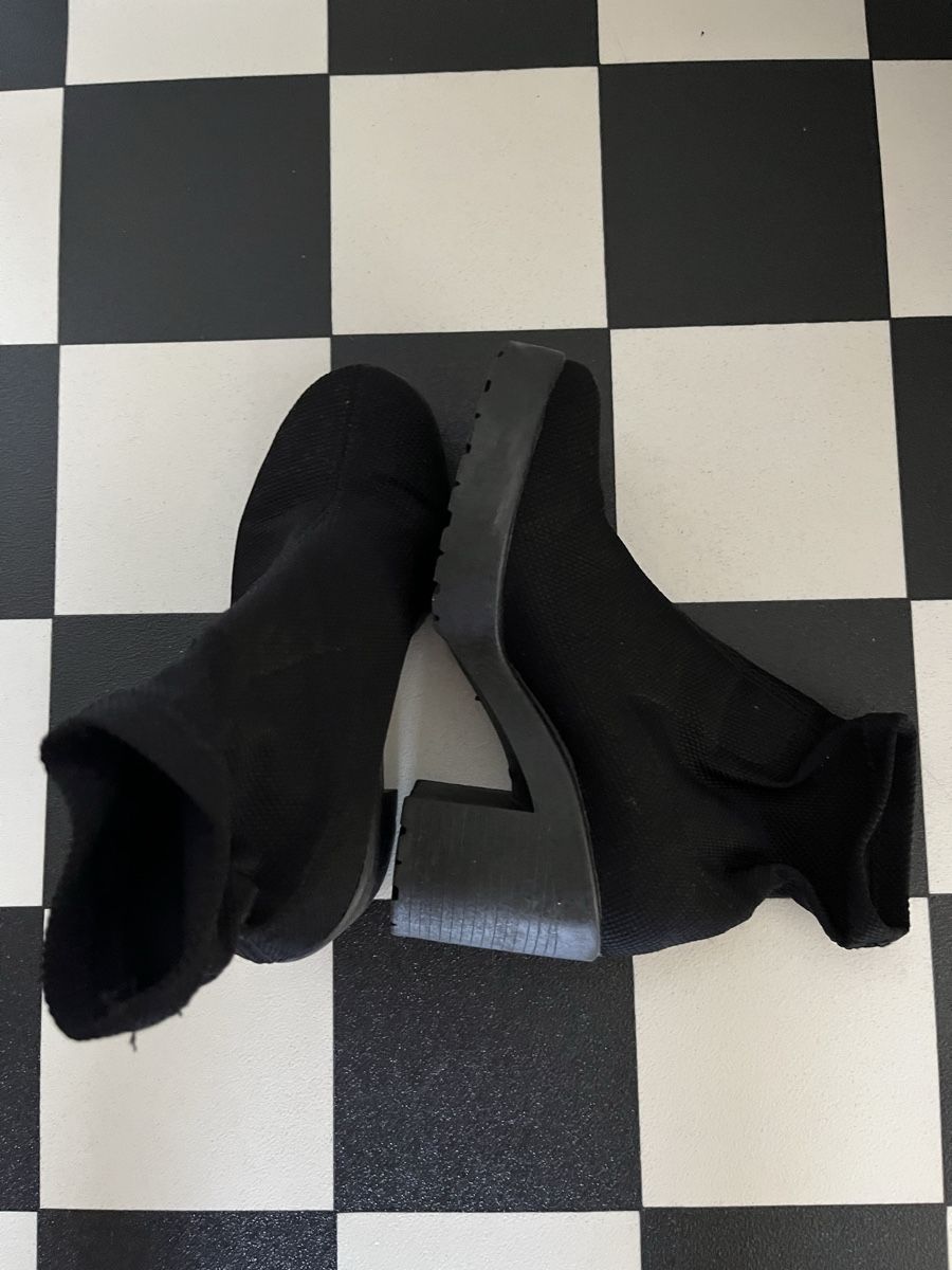 Scarpe da donna: SCHWARZE STIEFELETTEN MIT BLOCKABSATZ, 36 – Usato da Zürich venduto da rsprsp 1