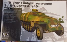 AFV Club AF35S47 mittlerer Funkpanzerwagen Sd.Kfz. 251/3 Aus
