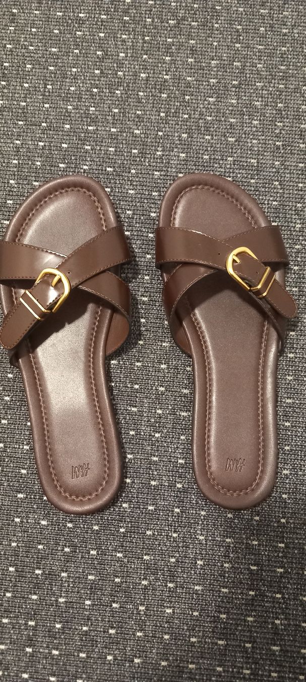 H&M Damenschuhe: Ganz neue Sandalen – Neu (gemäss Beschreibung) aus Zürich von Annacw