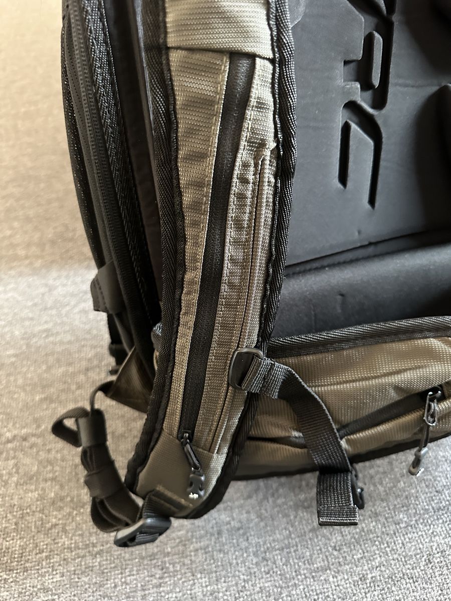 Zaini: RevolutionRace Explore Rucksack 30L unisex – Nuovo (secondo la descrizione) da Remetschwil venduto da wufwuf02 3