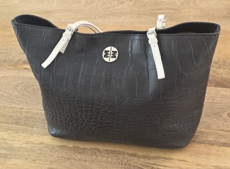 Damen Handtasche schwarz krokoprägung Leder guter Zustand