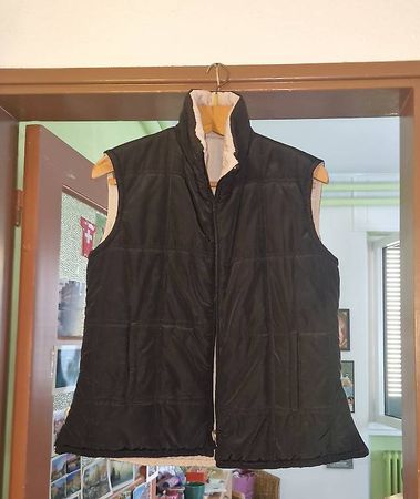 Gilet trapuntato nero da donna